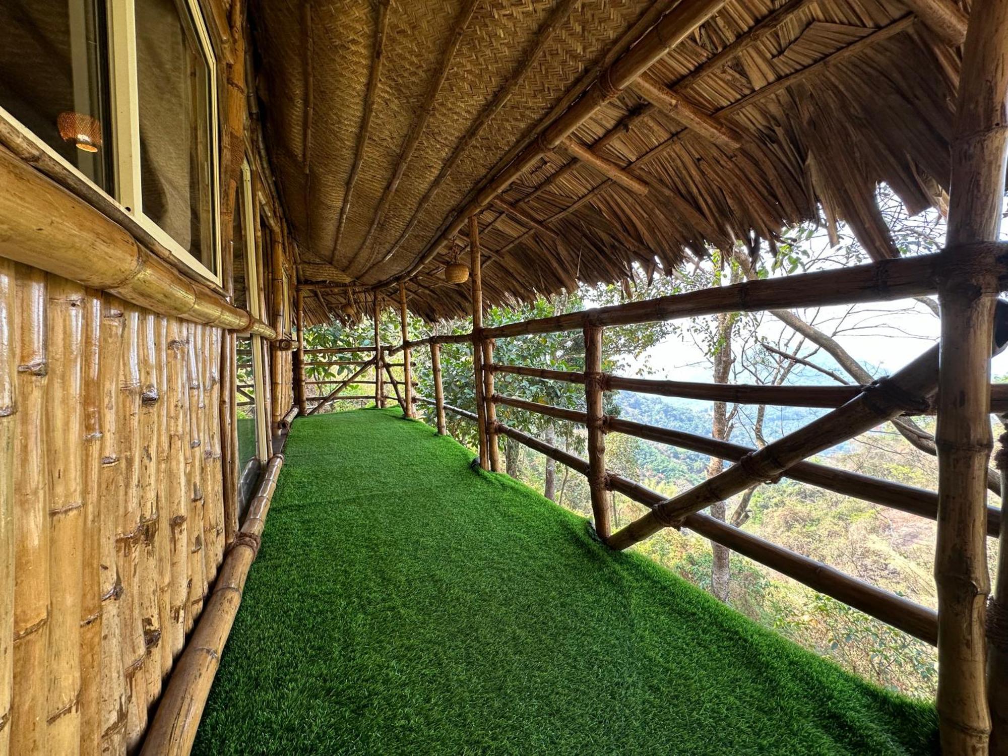 Sunset Valley Kerala Pool Resort - Serene Natural Forest Cottage Stay In Idukki With Sunrise & Sunset Panoramas, Natural Streams & Tranquil Summer Evenings Pīrmed Exteriör bild