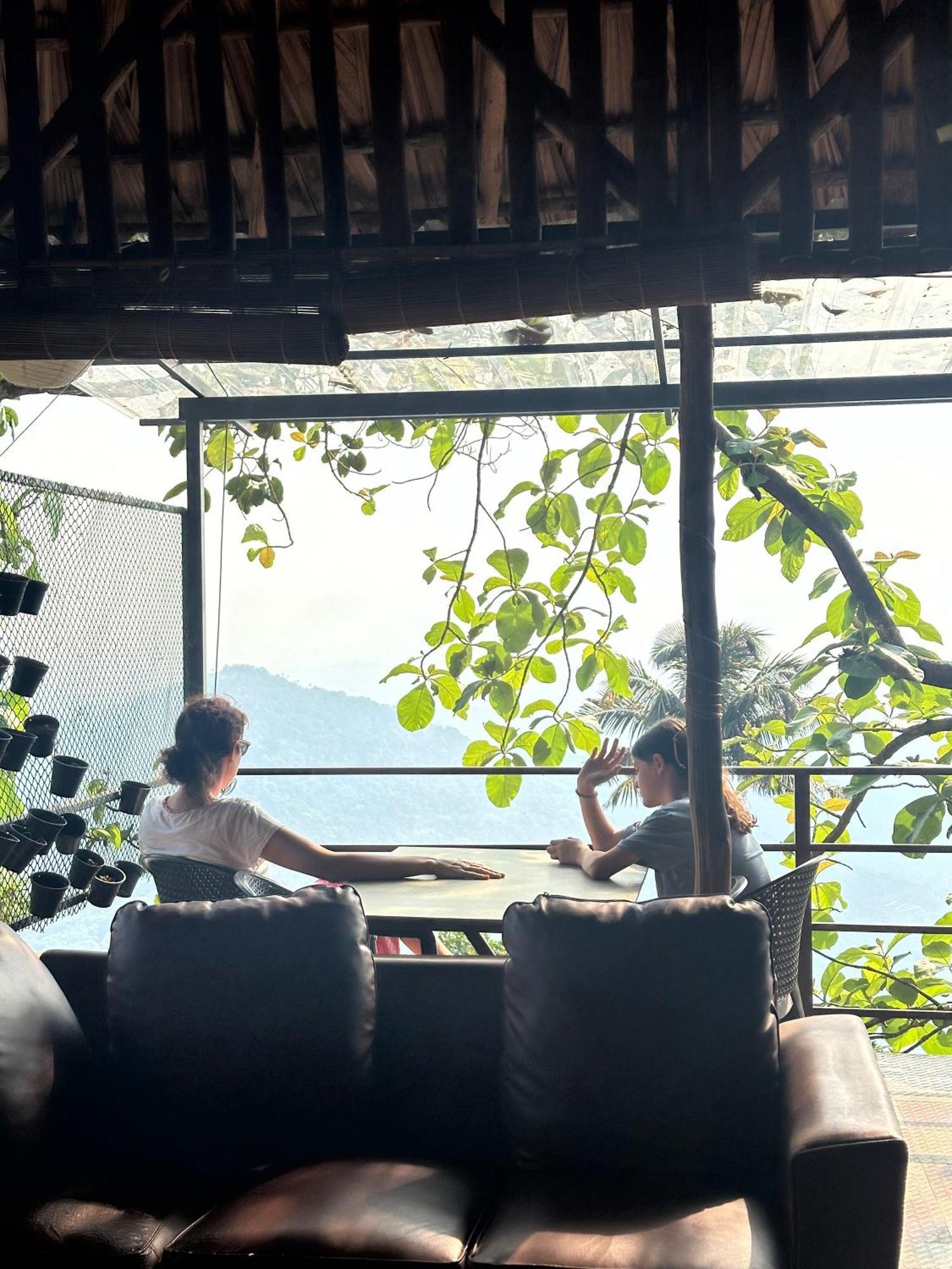 Sunset Valley Kerala Pool Resort - Serene Natural Forest Cottage Stay In Idukki With Sunrise & Sunset Panoramas, Natural Streams & Tranquil Summer Evenings Pīrmed Exteriör bild
