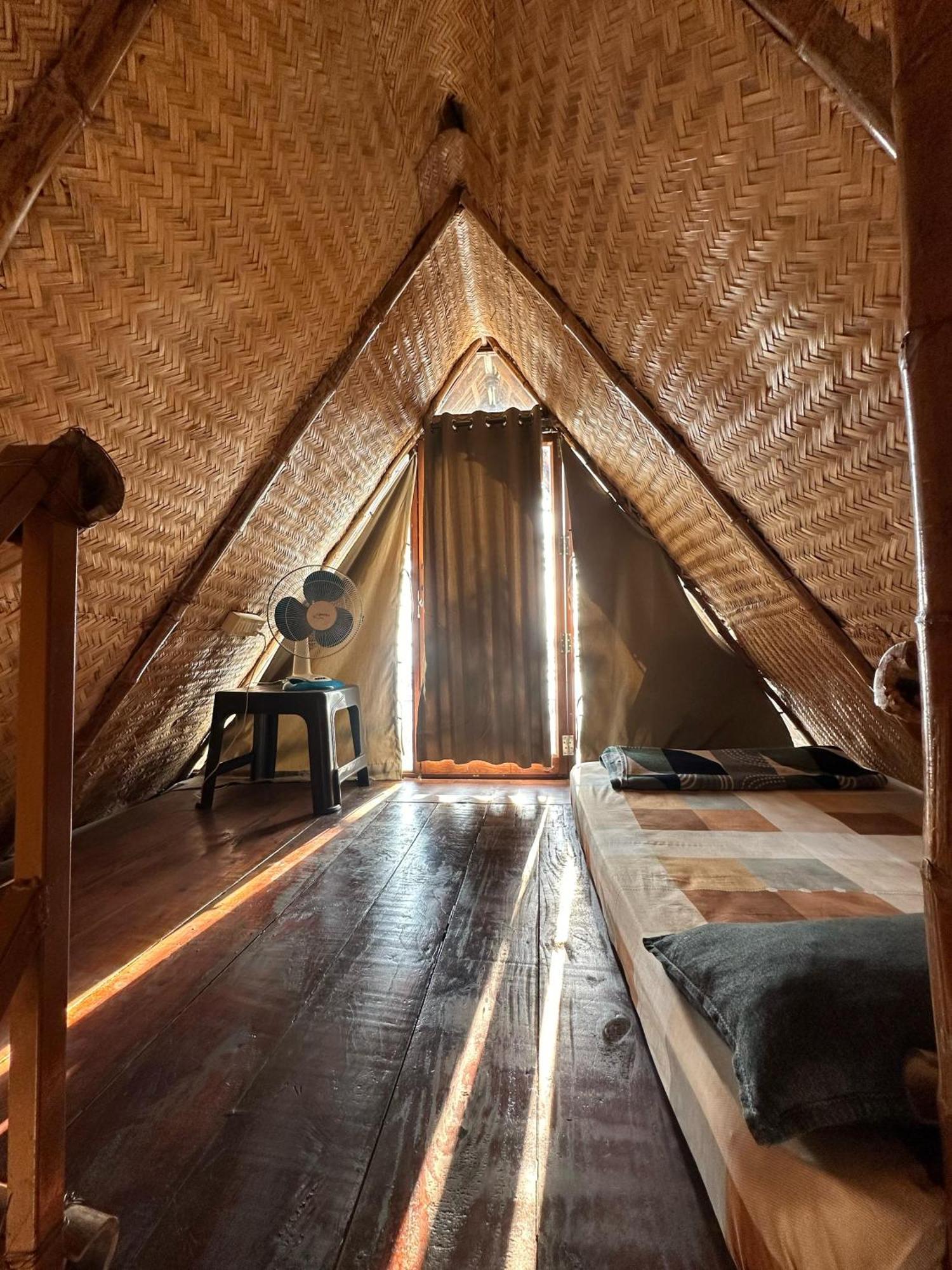 Sunset Valley Kerala Pool Resort - Serene Natural Forest Cottage Stay In Idukki With Sunrise & Sunset Panoramas, Natural Streams & Tranquil Summer Evenings Pīrmed Exteriör bild